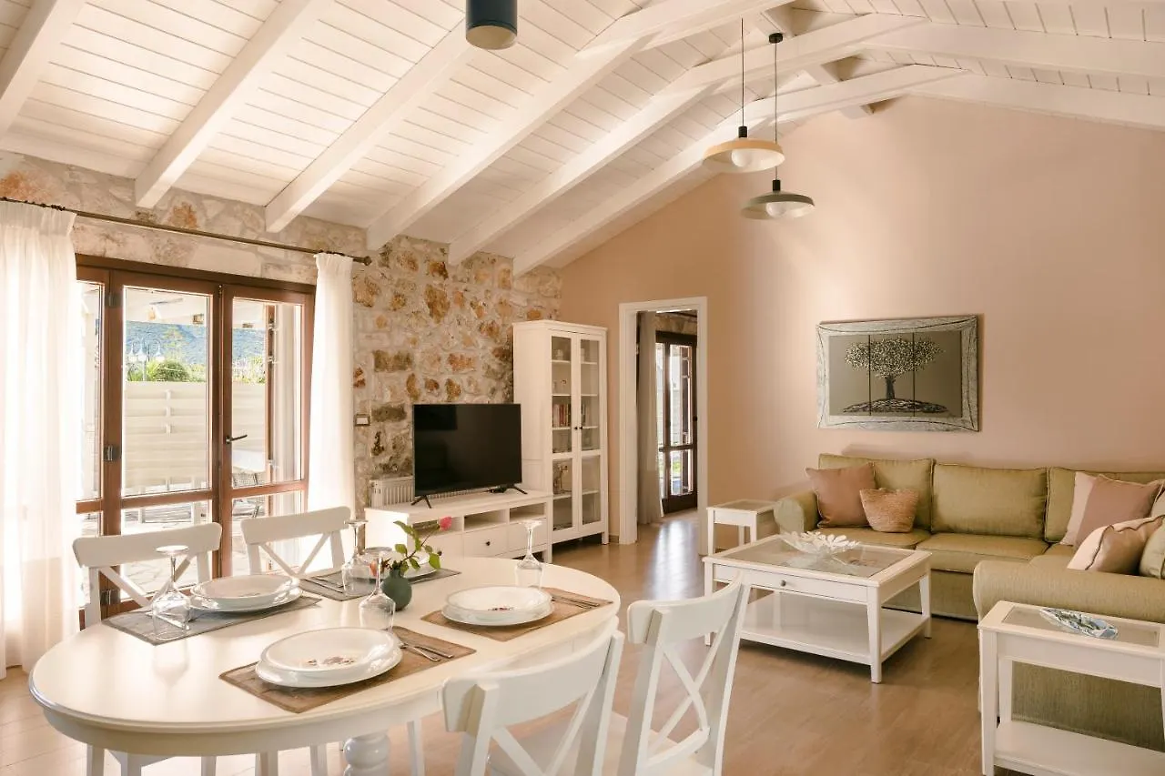Τheano Villa Sami